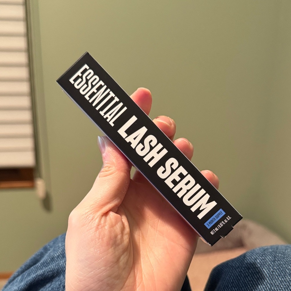 Essential Lash Serum